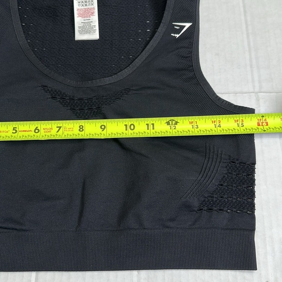 Gymshark Womens XLarge Black Crop Top and Camo Seamless Leggings Activewear - Picture 5 of 15